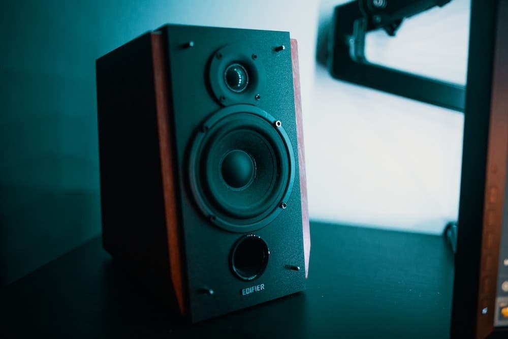 Parlantes y audio